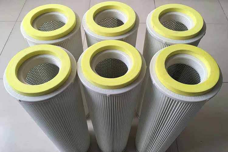 含尘气体进入高效除尘滤筒后,由于气流端面的突然扩大及气流分布板的作用 含尘气体进入高效除尘滤筒后,由于气流端面的突然扩大及气流分布板的作用